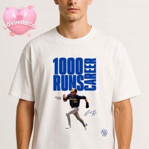 Christian Yelich From Milwaukee Brewers Career Milestone Poster 1000 Runs With Milwaukee Brewers MLB Season Unisex T-Shirt