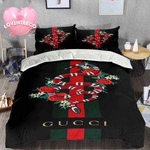 Gucci With Snake Vintage Luxury Brand Monogram Pattern Logo Stripe Duvet Cover Bedding Set