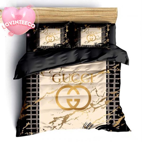 Luxury Gucci Big Logo Black And Gold With Vintage Monogram Background Bedding Set