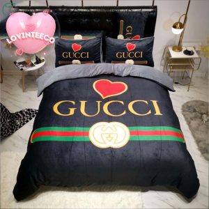 Luxury Gucci Heart Big Logo With Vintage Monogram Background Bedding Set