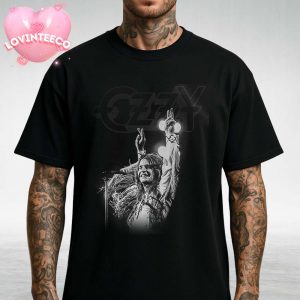 Ozzy Osbourne Tribute Poster On Stage Peace Sign Black And White Vintage Style Unisex T-Shirt